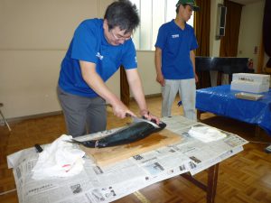 魚食教室で学ぶ ロザリオ学園